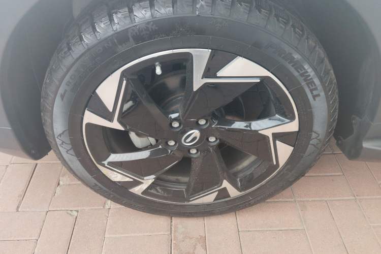 Used GAC Trumpchi GS3 2021 POWER 270T Automatic Luxury Edition Left Front Wheel Hub