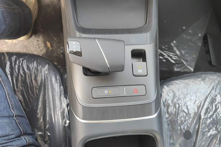 Used CHANGAN Eado 2025 Blue Whale 1.5T 500Bar Prestige Model
