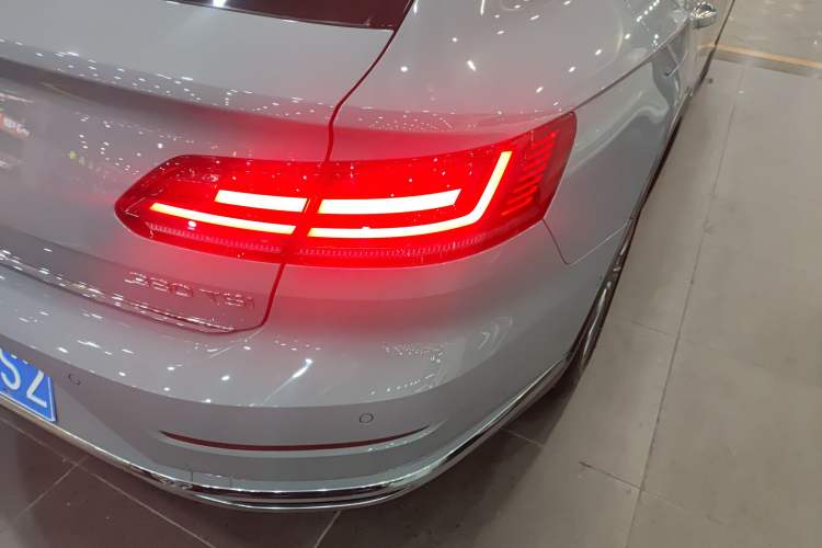 Used Volkswagen FAW-Volkswagen CC 2023 Hunting Vehicle 380TSI Hunter's Heart Edition