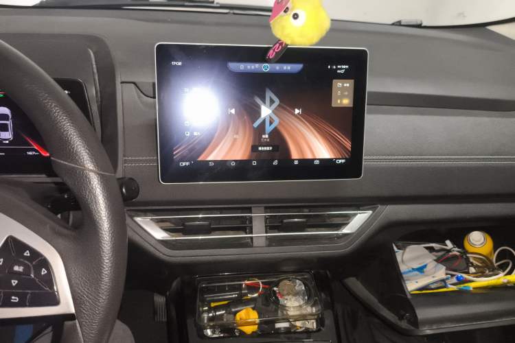 Used BYD Yuan New Energy 2019 EV535 Smart Connect Trendsetting Model
