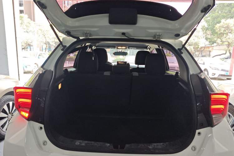 Used Toyota YARiS L Zhi Xuan 2020 X-Trail X 1.5L CVT Leading Edition
