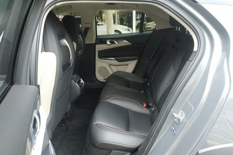 Used Lynk & Co 02 2018 1.5T DCT Two-Wheel Drive Zhaopu Version China V Standard