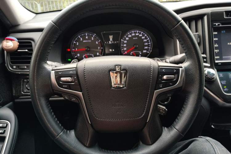 Used Toyota Crown 2018 2.0T Fashion Edition