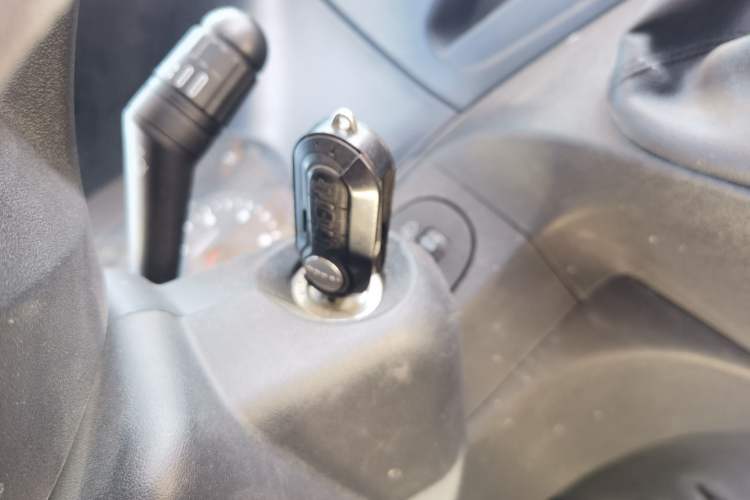 Used Iveco Eurocargo 2021 2.0T Manual Super Rui Long Wheelbase Short Overhang High Roof Side-Sliding Door F1A Vehicle Key