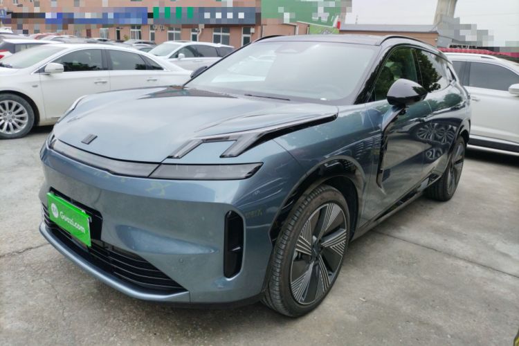 Used Lynk & Co 08 EM-P 2025 220 km All-Wheel-Drive Performance Halo