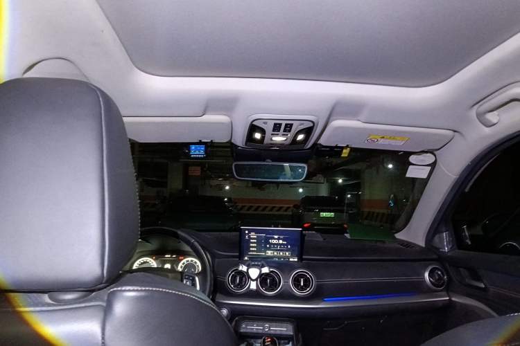 Used Wey VV6 2018 2.0T Four-Wheel Drive Flagship Version China V Standard
