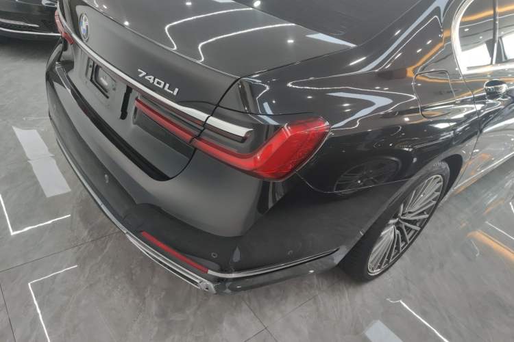 Used BMW 7 Series 2021 740Li Leading Edition Luxury Package