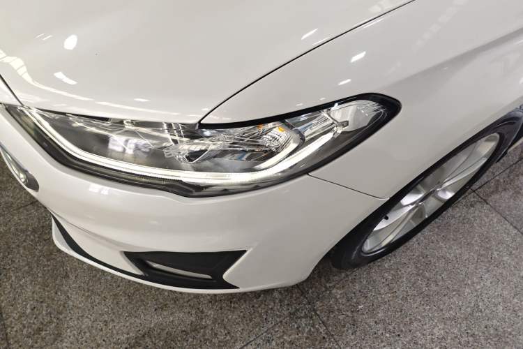 Used Ford Mondeo 2018 EcoBoost 180 Smart Control Fashion Model China V Standard