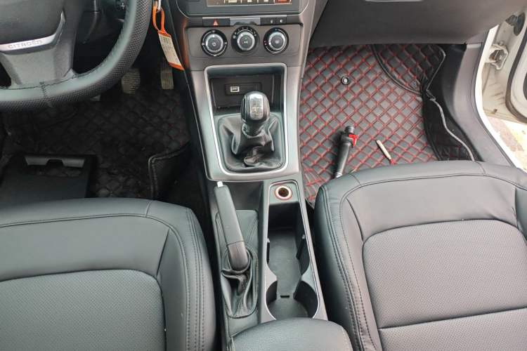 Used Citroen C4 Sega 2016 1.6L Manual Comfort Model
