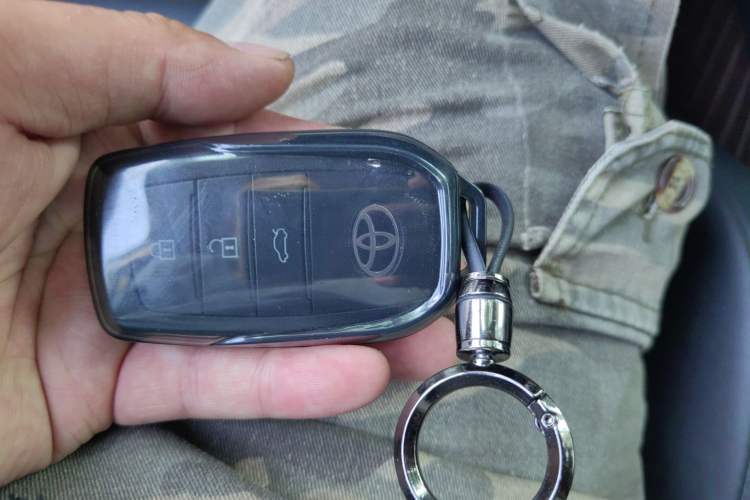 Used Toyota Camry 2024 Dual-Motor 2.0 HE Elite Edition