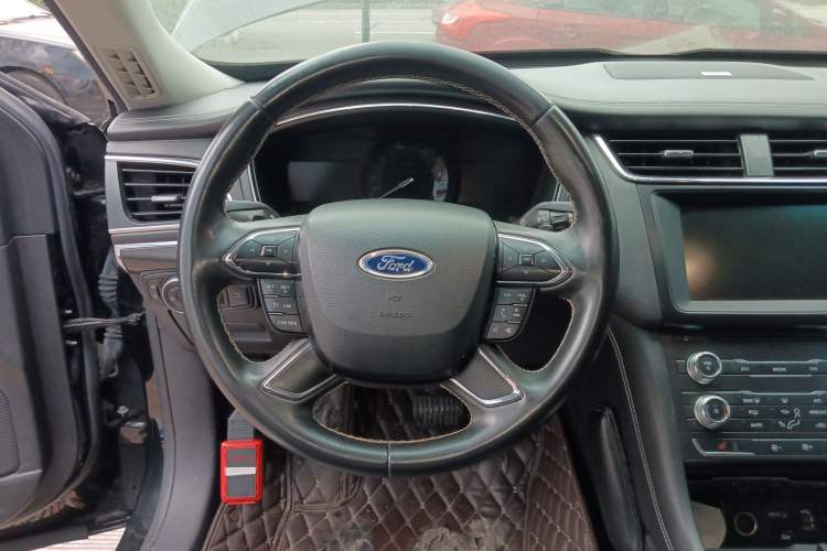 Used Ford Taurus 2016 EcoBoost 180 Luxury Model