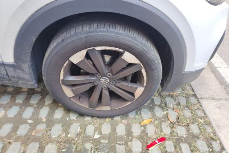 Used Volkswagen Tacqua 2020 1.5L Automatic Yue