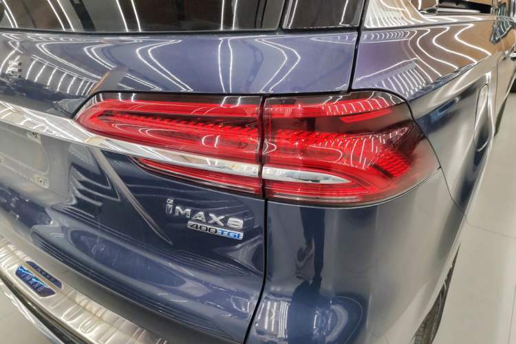 Used Roewe iMAX8 2021 400TGI Supreme Series Ultimate Edition Right Rear Taillight