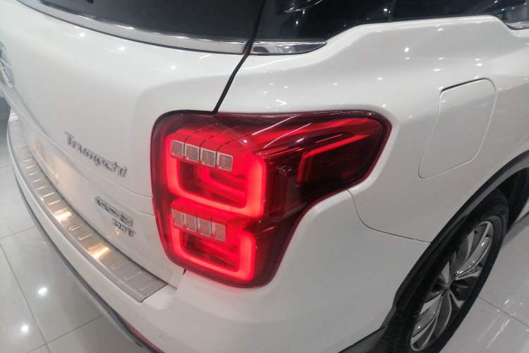 Used GAC Trumpchi GS8 2017 320T Two-Wheel Drive Prestige Version (7 Seats)