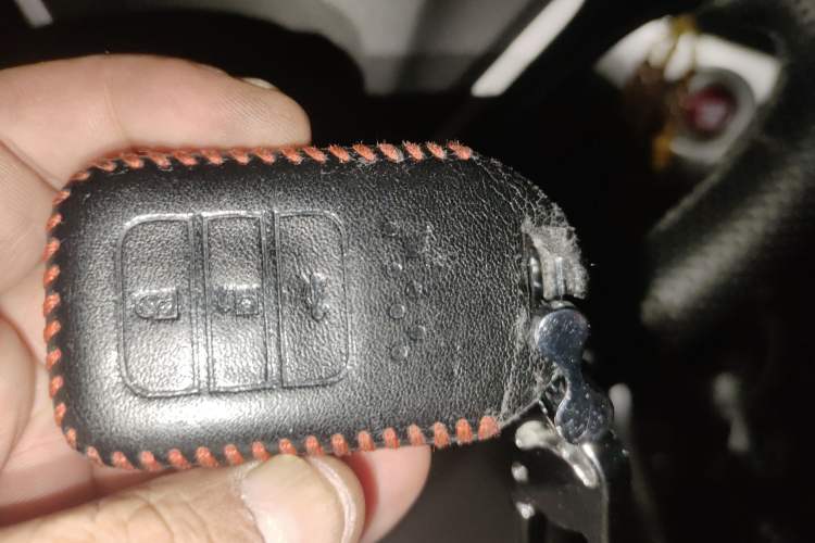 Used Honda Crider 2013 1.8L automatic luxury edition
