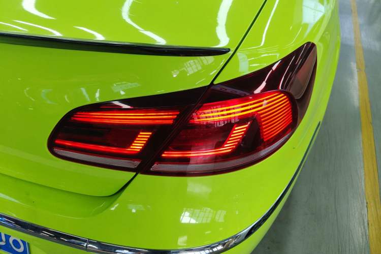 Used Volkswagen FAW-Volkswagen CC 2016 2.0 TSI Luxury Model Right Rear Taillight