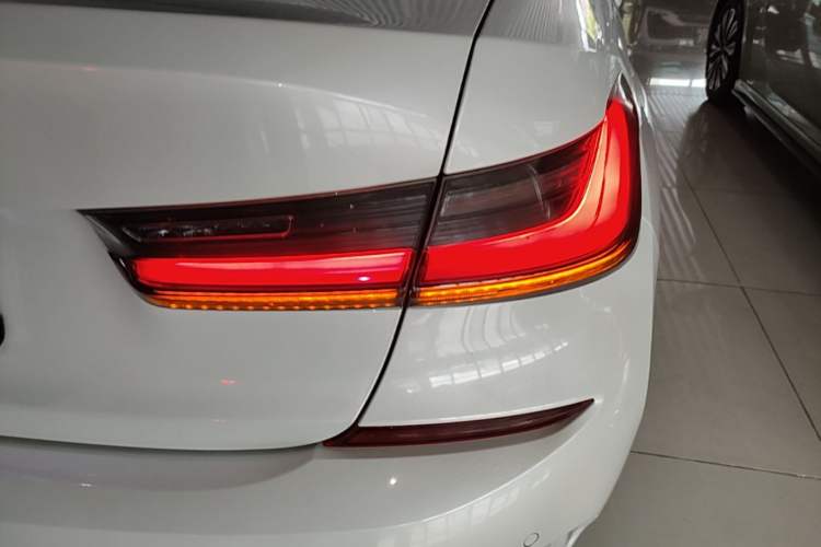 Used BMW 3 Series 2022 325Li M Sport Night Edition Package