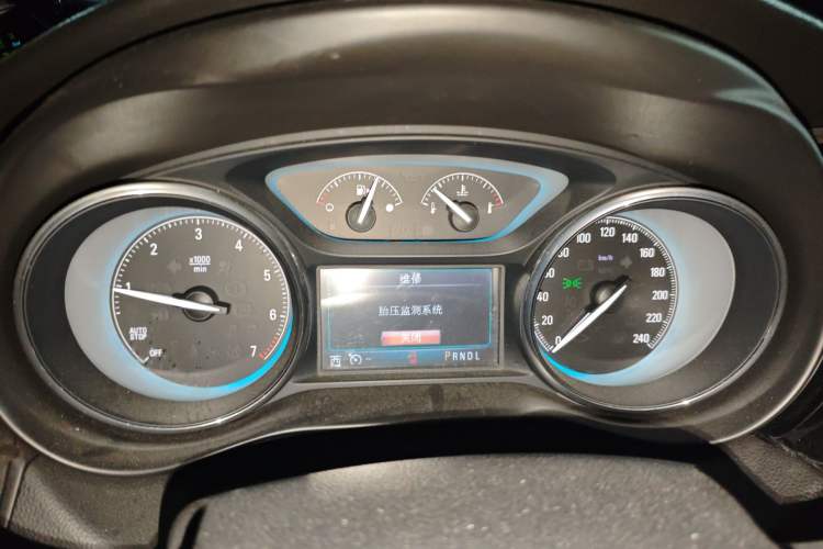 Used Buick Envision 2014 28T Four-Wheel Drive Elite Model Instrument Cluster