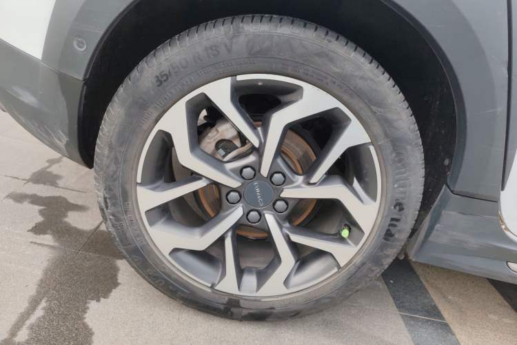 Used Lynk & Co 02 2018 1.5T DCT Two-Wheel Drive Pro Version China V Emission Standard
