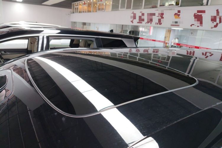 Used Zeekr 009 2024 7-Seater Aisle Version 108 kWh Roof