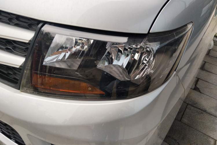 Used JAC Refine M3 2019 Creator Edition 1.8L Luxury Model Left Front Headlight