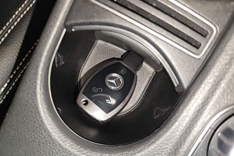 Used Mercedes-Benz GLA 2016 GLA 200 Fashion Model Interior 1