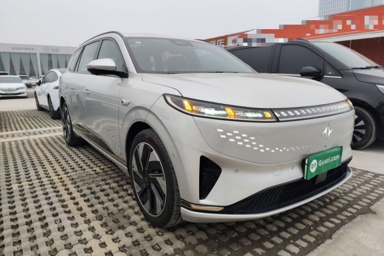 Used Dongfeng eπ eπ008 2024 210Max Range-Extended Version 6 Seats