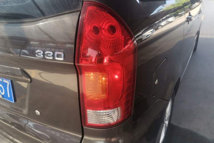 Used Dongfeng Fengon 330 2019 1.5L Manual Practical II China VI