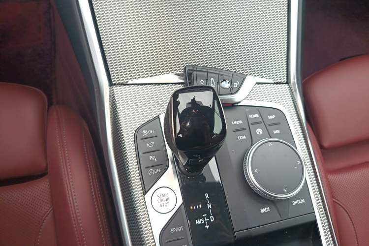 Used BMW 4 Series 2022 Revised 425i Convertible M Sport Night Edition Package Gear Lever