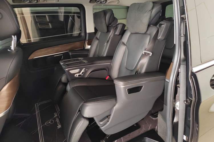 Used Mercedes-Benz V-Class 2020 V 260 Prestige Edition
