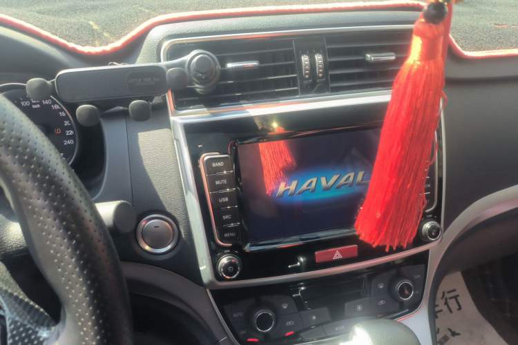 Used Haval M6 2019 1.5T DCT Two-Wheel Drive Value Edition China VI Standard
