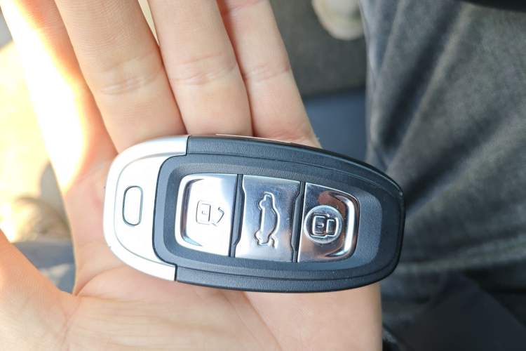 Used Hongqi H7 2018 2.0T Elite Edition