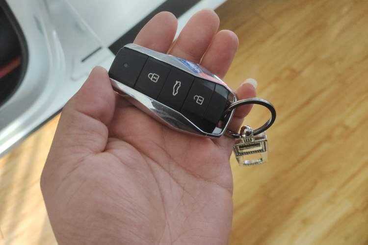 Used SOL QX 2021 300T DCT Deluxe Smart Connectivity Version