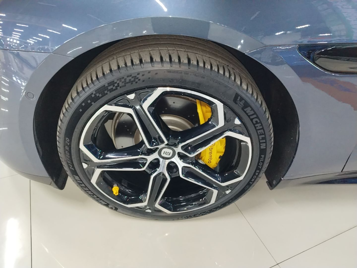 Xiaomi Auto SU7 2024 Rear-Drive Long-Range Intelligent Driving Version — снимка 10