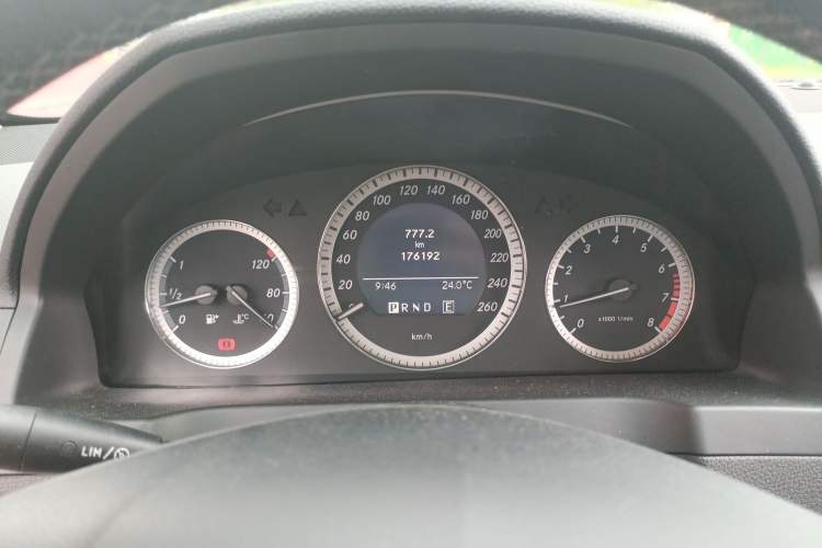 Used Mercedes-Benz C-Class 2010 C 180K Classic model Instrument Cluster