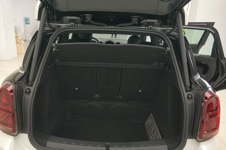 Used MINI Countryman 2023 Restyled 2.0T COOPER S ALL4 Blank Space Special Edition