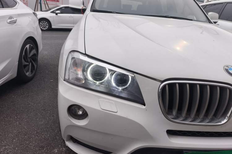 Used BMW X3 2013 Revised xDrive28i Luxury Edition Right Front Headlight