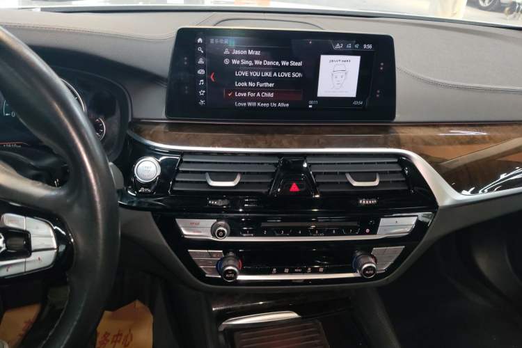 Used BMW 5 Series 2018 525Li Luxury Package
