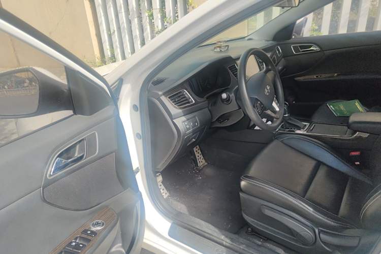 Used Hyundai Mistra 2016 1.6T Automatic Smart GLS
