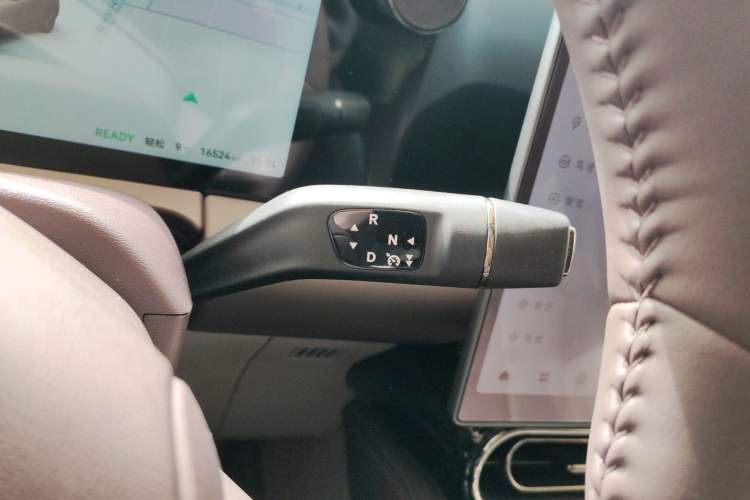 Used Leapmotor C11 2024 Range-Extended 300 Luxury Edition
