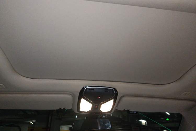 Used BMW 7 Series 2016 730Li Luxury Model
