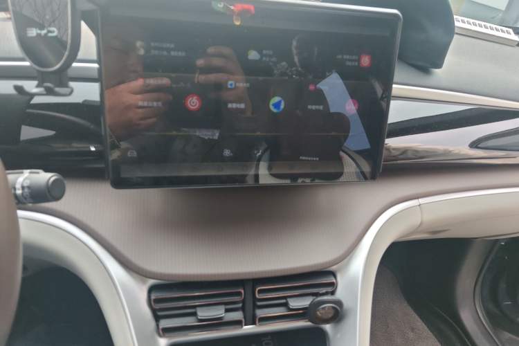 Used BYD Song Pro New Energy 2023 Champion Edition DM-i 110KM Beyond Model
