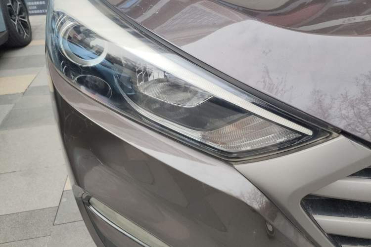 Used Hyundai Tucson 2015 1.6T Dual-Clutch Two-Wheel-Drive Smart Model
