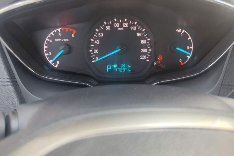 Used Ford Escort 2015 1.5L Automatic Fashion Model