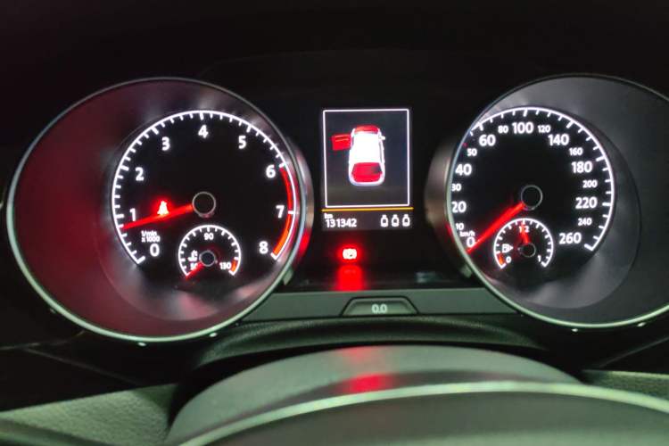 Used Volkswagen Golf 2015 1.4TSI Sportsvan