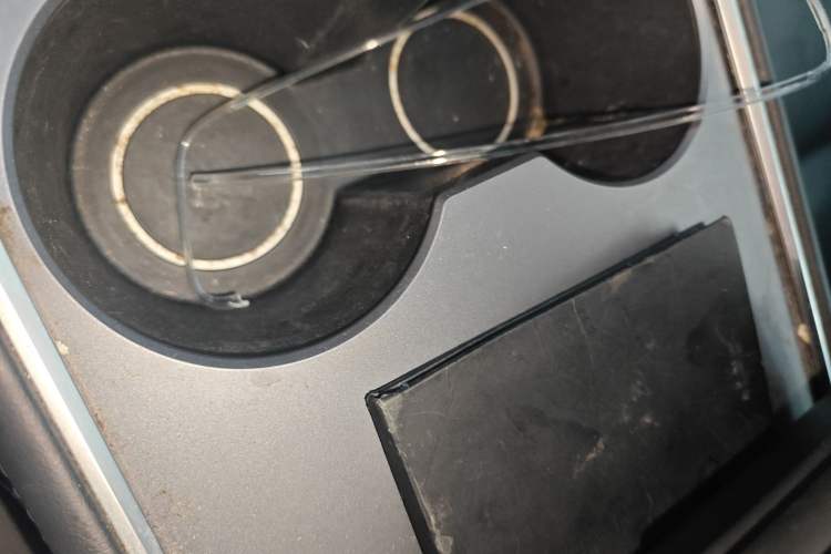 Used Tesla Model Y 2021 Long-Range All-Wheel-Drive Version