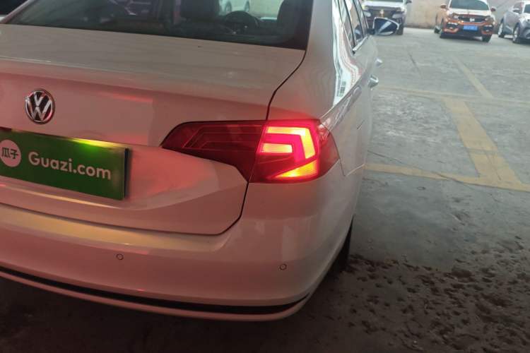 Used Volkswagen Bora 2017 1.6L Automatic Fashion Model