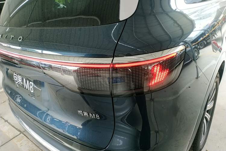 Used Hima AITO M8 2025 Extended-Range Ultra Version 53.4 kWh 6-Seater Edition
