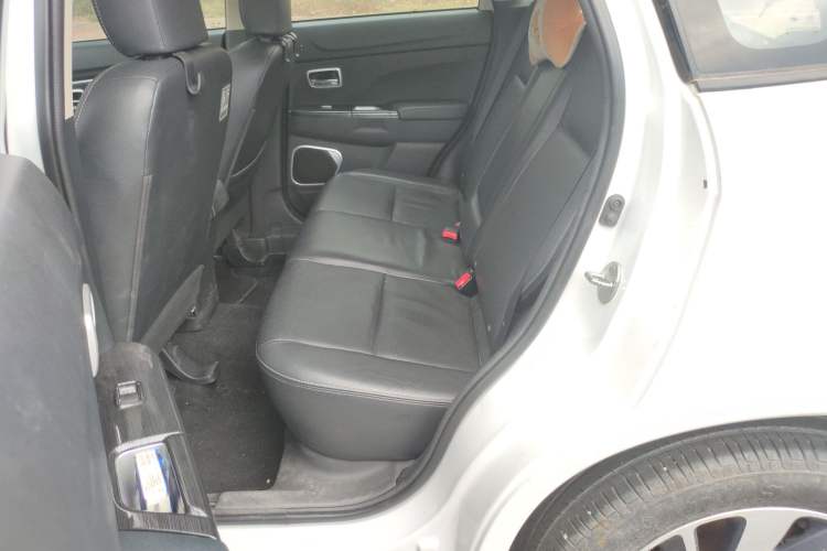 Used Mitsubishi ASX 2018 2.0L CVT Two-Wheel Drive Deluxe Edition