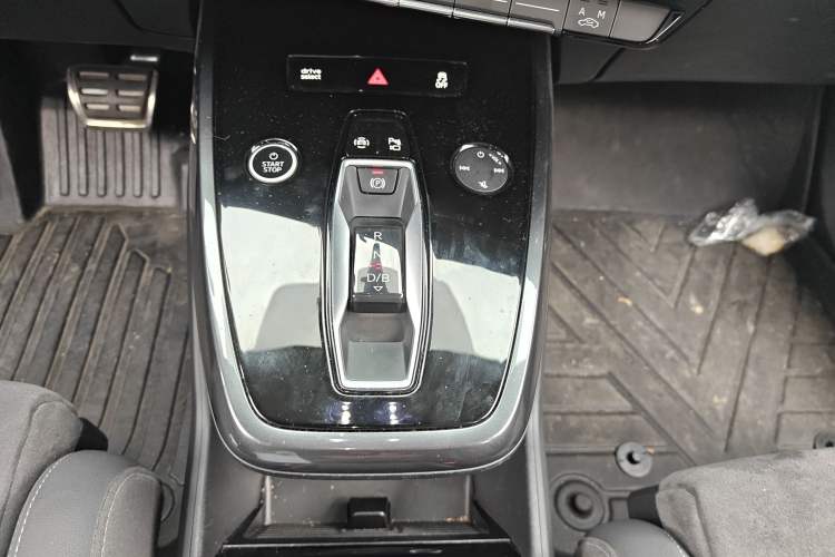Used Audi Q4 e-tron 2023 50 e-tron quattro Visionary Edition
